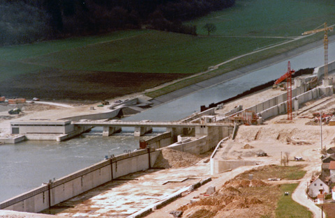 Main-Donau-Kanal - Schleuse Kelheim