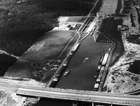 Main-Donau-Kanal - Schleuse Nürnberg