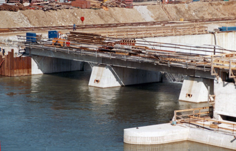 Main-Donau-Kanal - Schleuse Riedenburg