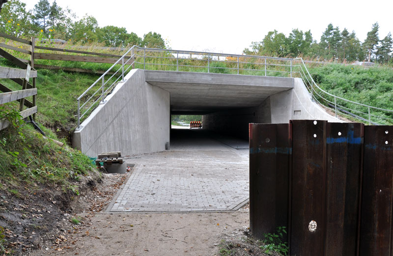 Schleuse 64 - Autobahnbrücke A6