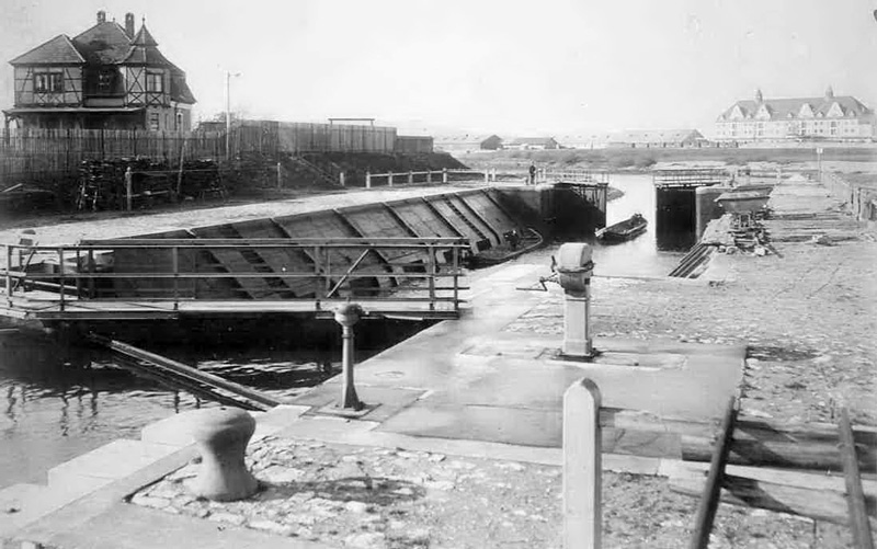 Bamberg - linker Regnitzarm - Schleuse 101 - Gaustadt